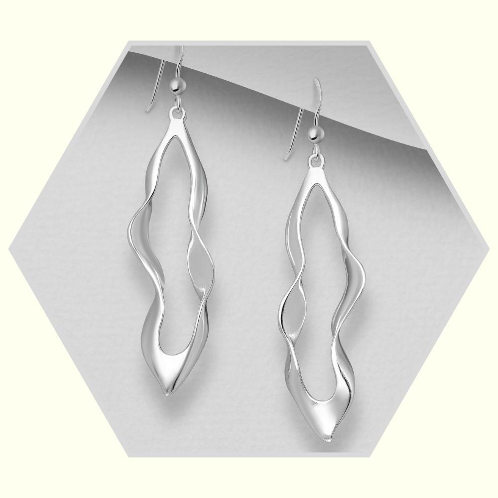 Boucles d'oreilles pendantes en argent 925 aux design ondulé