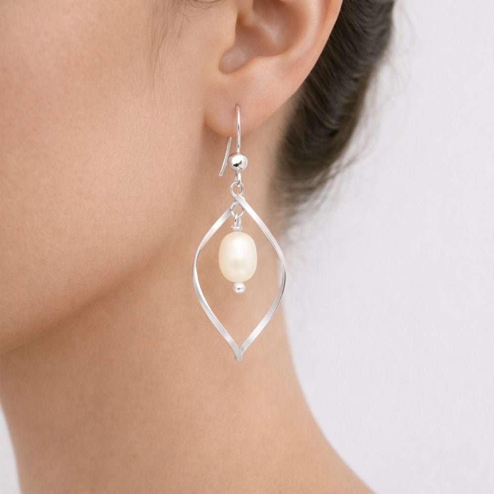 Boucles d'oreilles en argent 925 / perle d'eau douce