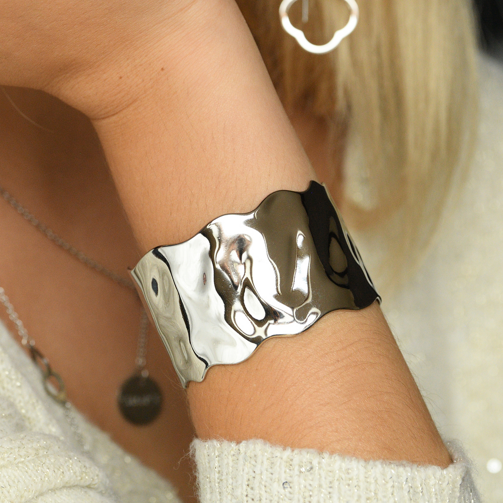 Bracelet en acier inoxydable manchette  version doré ou argenté