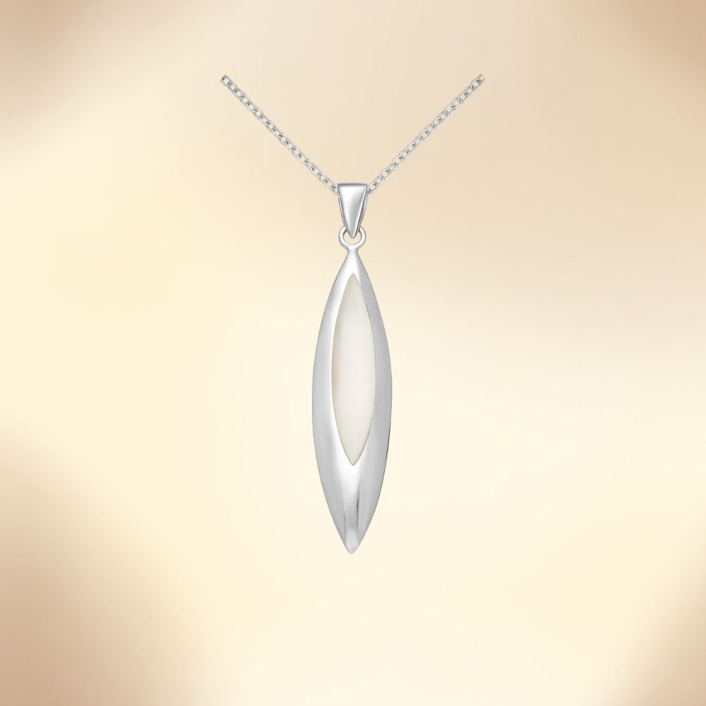 Pendentif en argent 925 à forme allongée avec insert en nacre