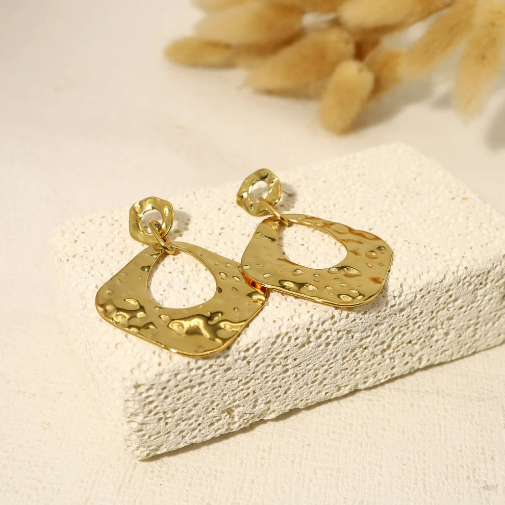 Boucles d’oreilles acier inoxydable  finition martelée