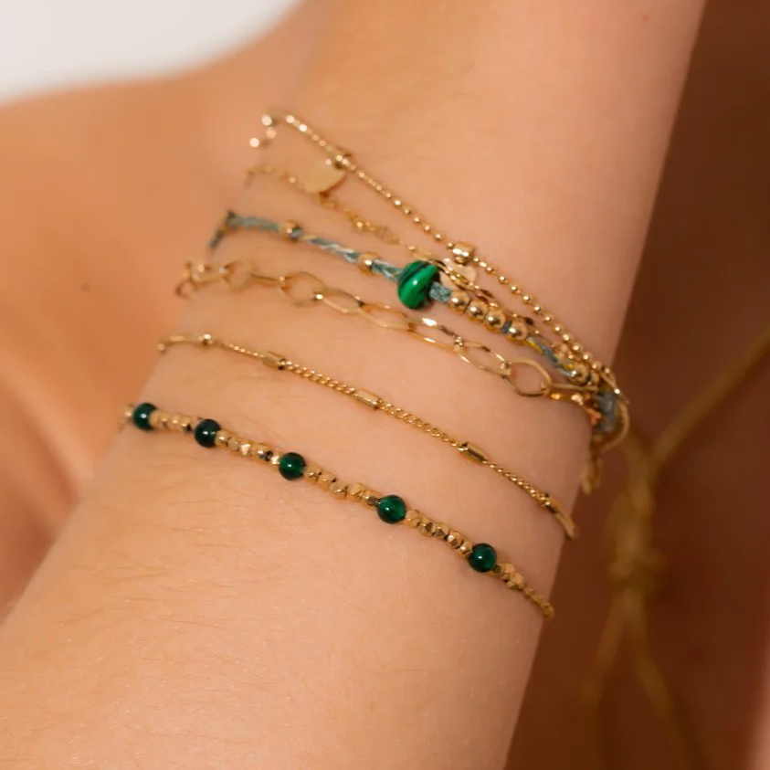 Bracelet en acier inoxydable doré - Ensemble de 4 bracelets porté