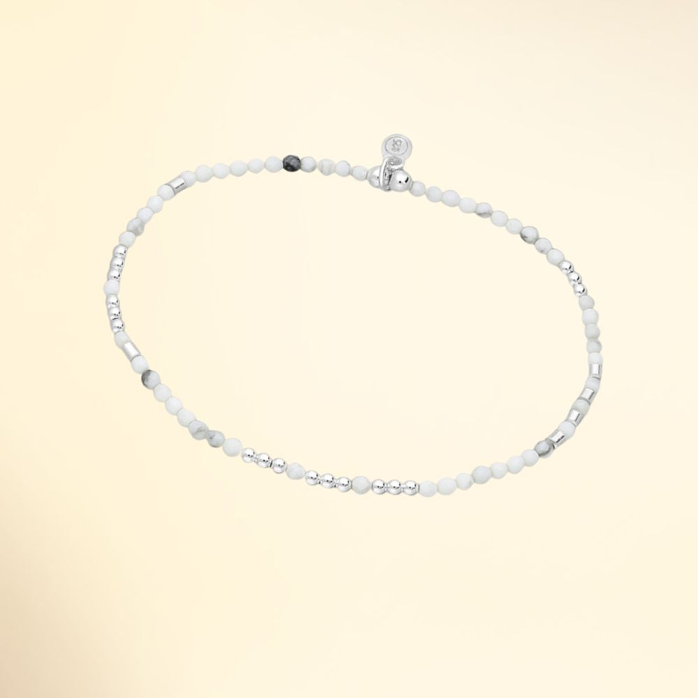 Bracelet en argent 925 avec pierres naturelles howlite blanches et perles argent